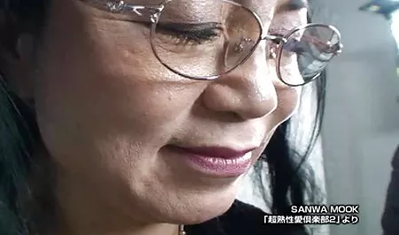 布鲁内特宝贝Blowbang Bukkake