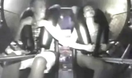 Stepmom加入青少年三人赛